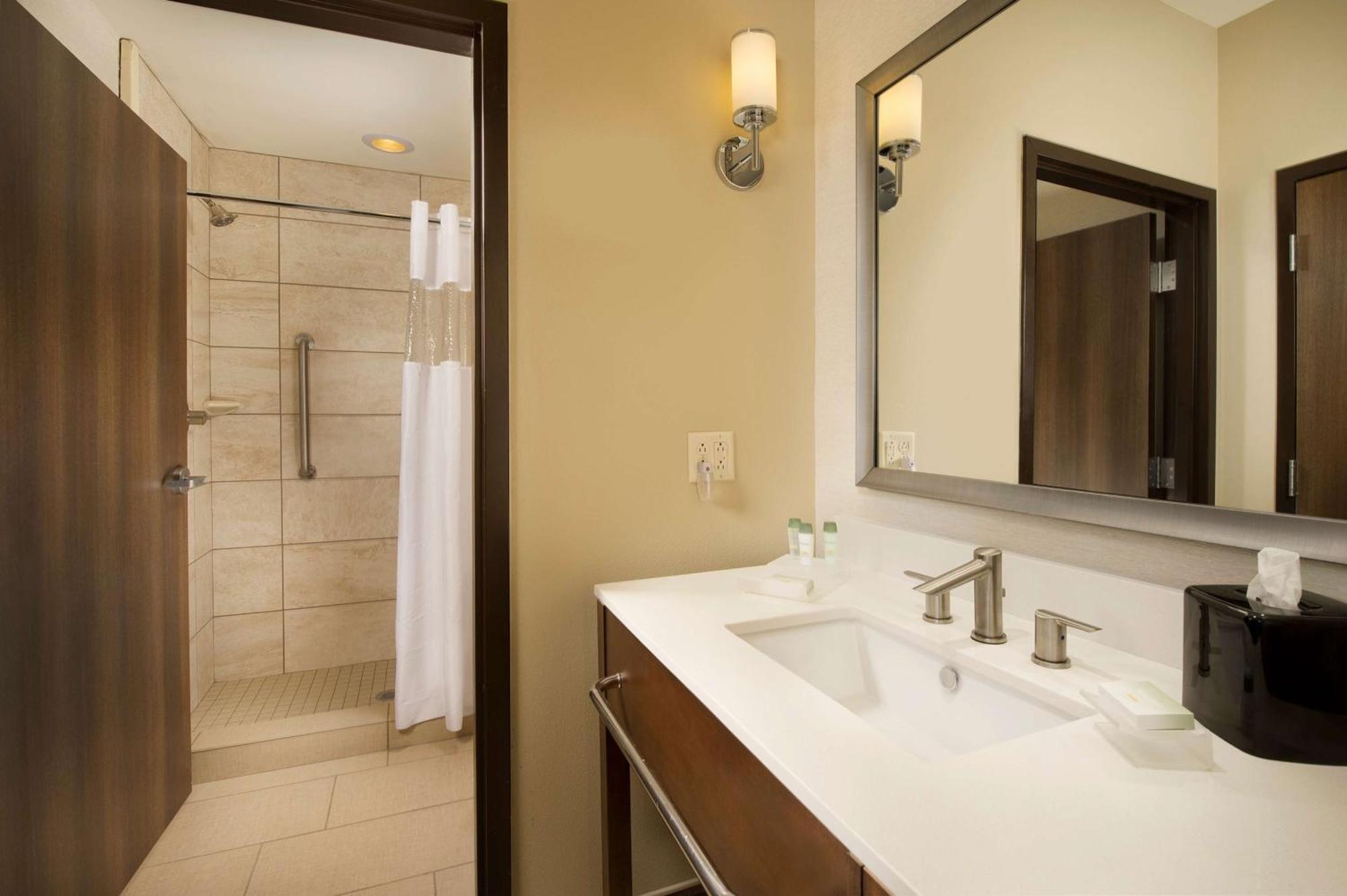 Homewood Suites By Hilton Midland Eksteriør billede